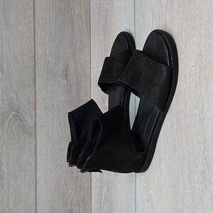 Eileen Fisher Women Ankle Sandals Back Zip shoes sz 6